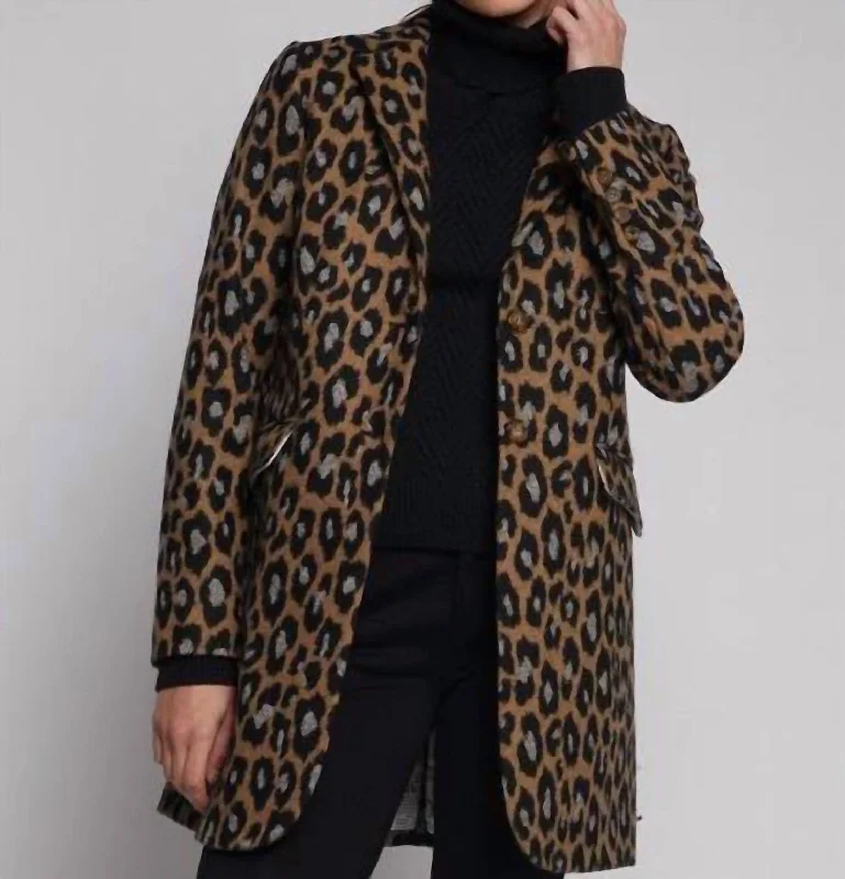 Oxford Coat In Leopard Knit Jacquard