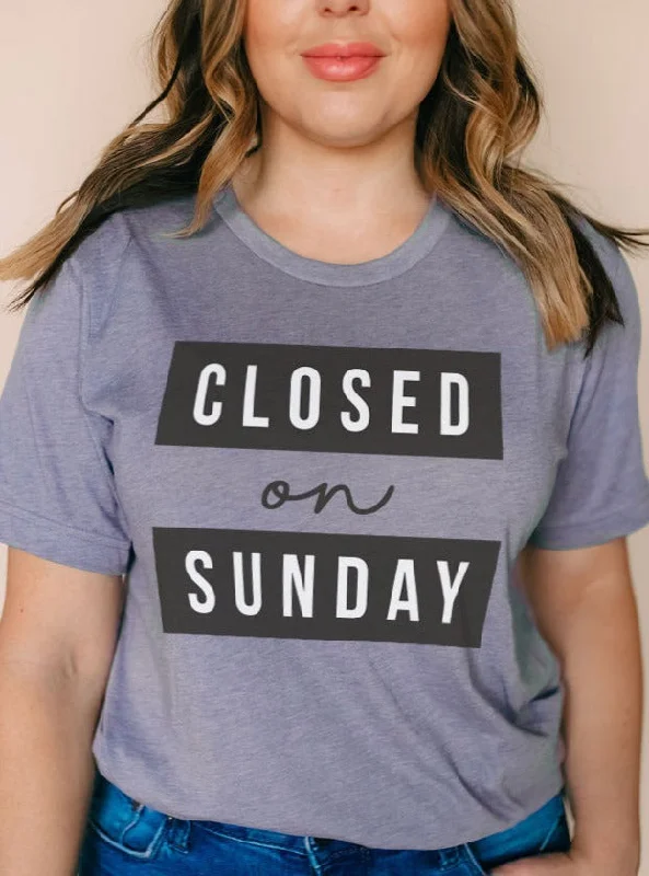 Closed on Sunday | Christian T-Shirt | Ruby’s Rubbish®